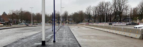 Bau von Bushaltestellen auf dem Stadtfeld