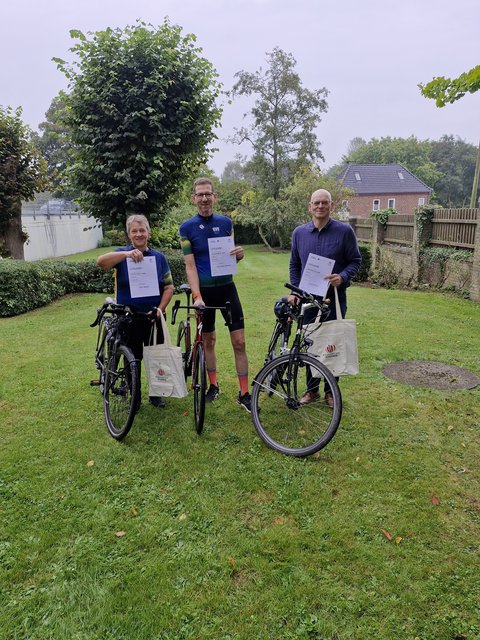 Stadtradeln 2024: Doris Zimmer, Hans-Georg Laukötter, Jürgen Wenzel anlässlich der Preisübergabe Stadtradeln 2024