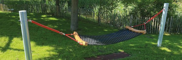 Hängematte auf einem Spielplatz