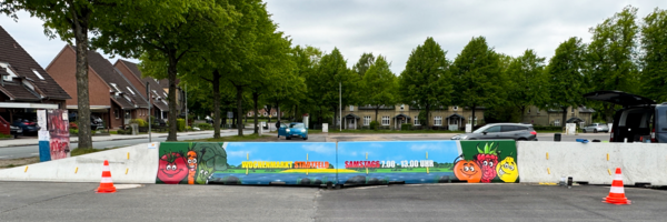 Sven Schmidt - Graffiti am Interims-ZOB: Wochenmarkt auf dem Stadtfeld