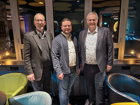 Landrat Dr. Wolfgang Buschmann, Bürgermeister Jonas Kähler und Stephan Dose anlässlich Abschlussfeier 11.02.26 im Wikingturm