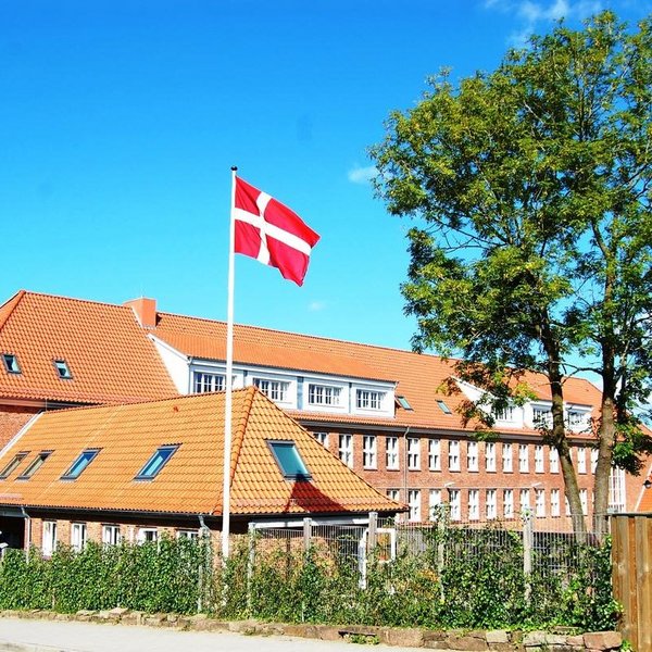 Bild der Gottorp Skolen von außen